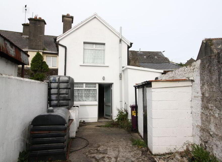 Church Street, Dromcolliher, P56Y337