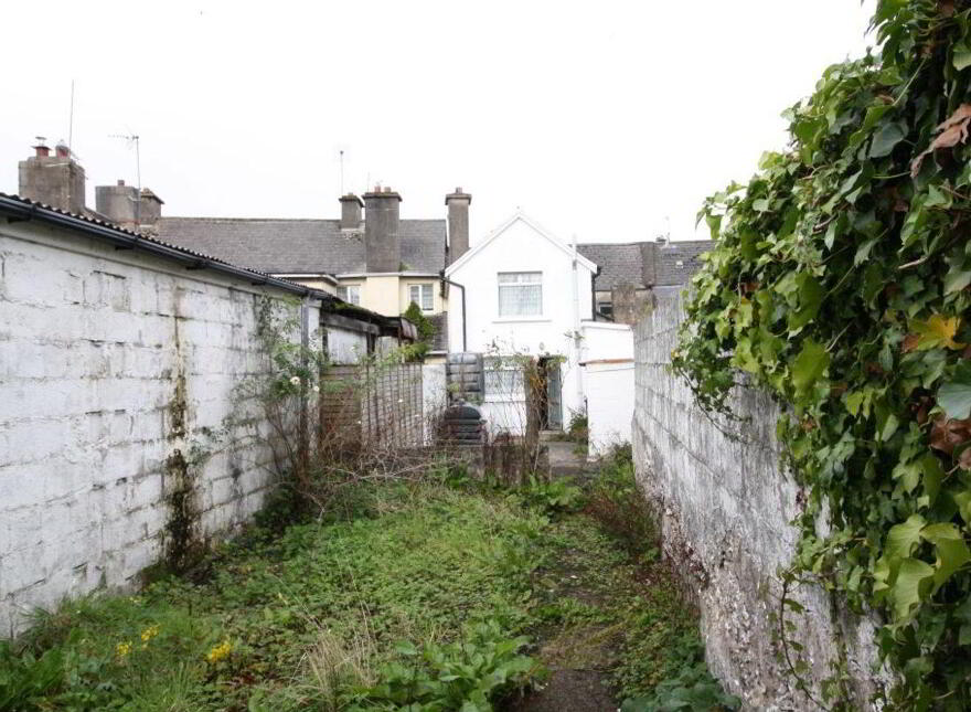 Church Street, Dromcolliher, P56Y337