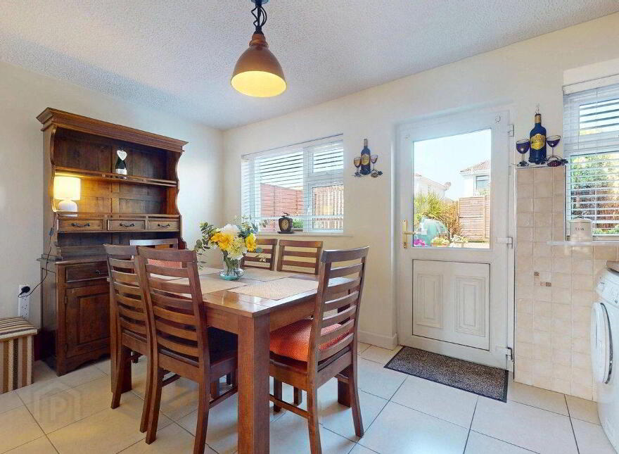 47 Castlehill Park, Turlough Road, Castlebar, F23X786