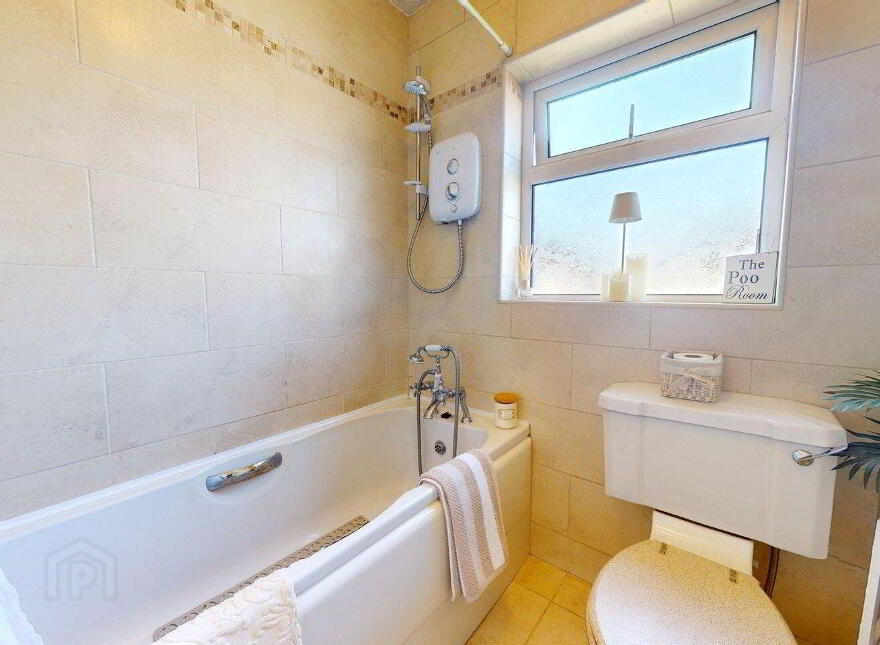 47 Castlehill Park, Turlough Road, Castlebar, F23X786