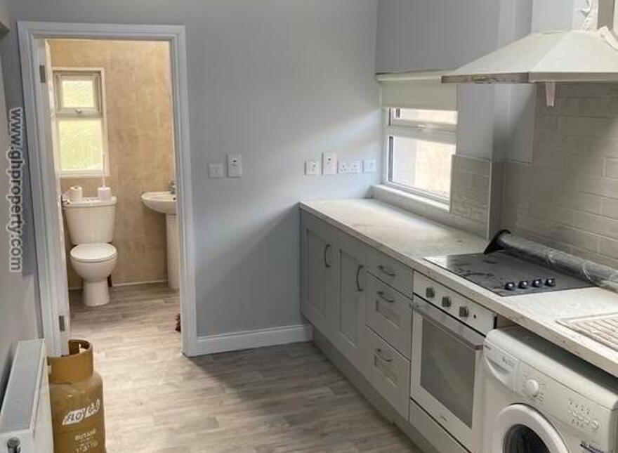Whites House, Dromore, Ballinamore, N41C3V8
