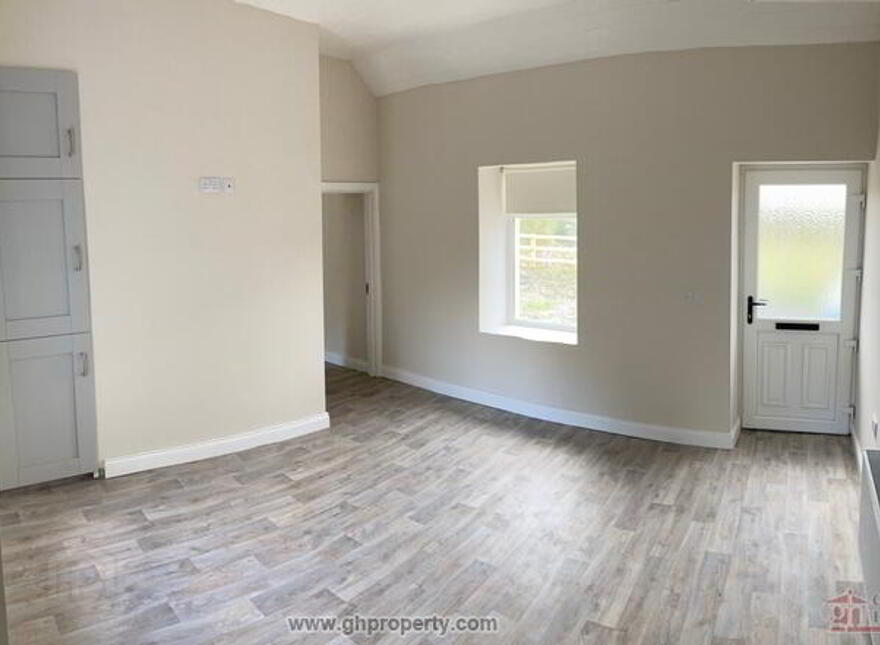 Whites House, Dromore, Ballinamore, N41C3V8