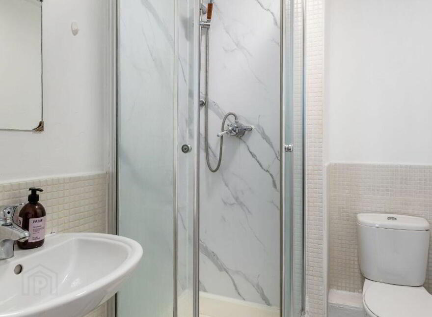 Apartment 17 Temple Gardens, Dublin 9, D09TK88