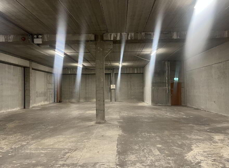 Unit 13, Lakeside Retail Park, Ballindine Rd, Claremorris, F12F8F1