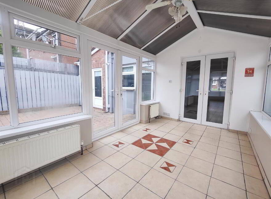 3 Lyndhurst Path, Belfast, BT13 3XY