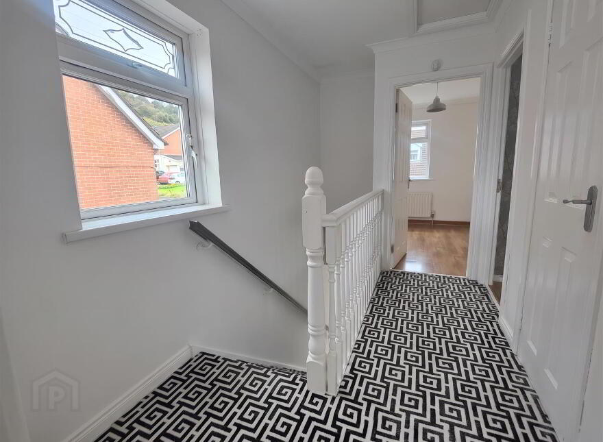 3 Lyndhurst Path, Belfast, BT13 3XY