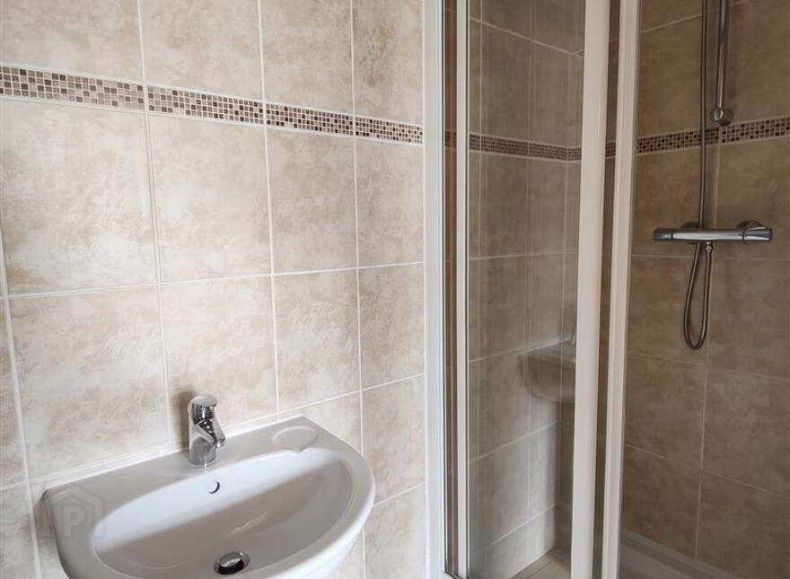 3 Lyndhurst Path, Belfast, BT13 3XY