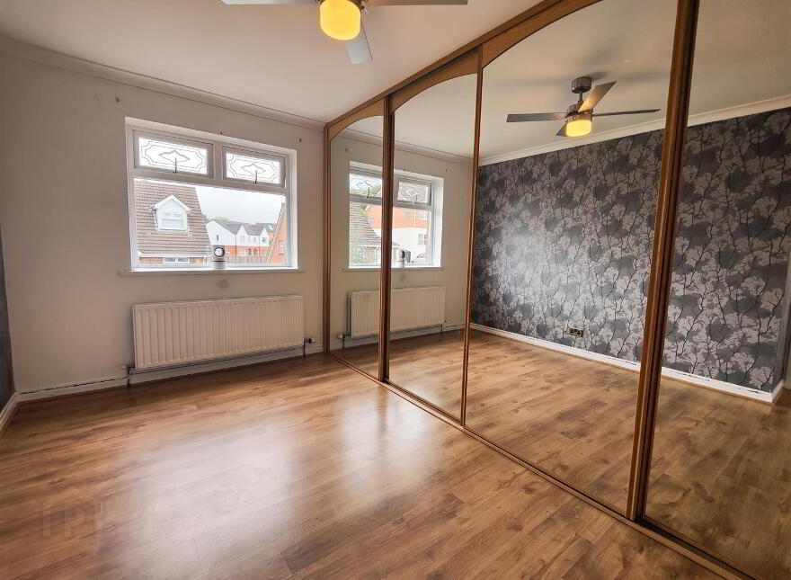 3 Lyndhurst Path, Belfast, BT13 3XY