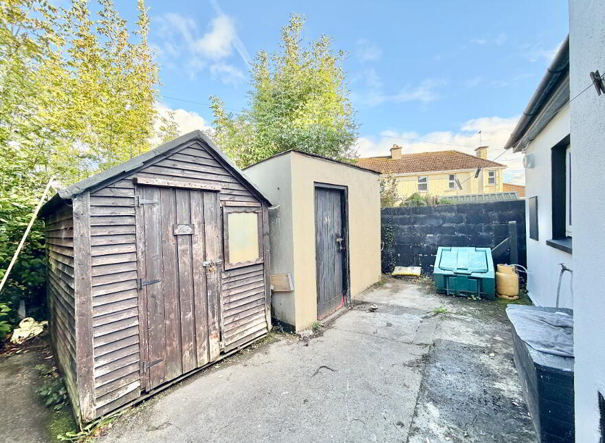No. 75 Holy Cross, Charleville, P56F658