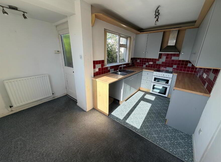30 Clandeboye Road, Bangor, BT20 3LA