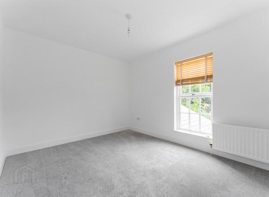 11 Kilwarlin Crescent, Hillsborough, BT26 6QF