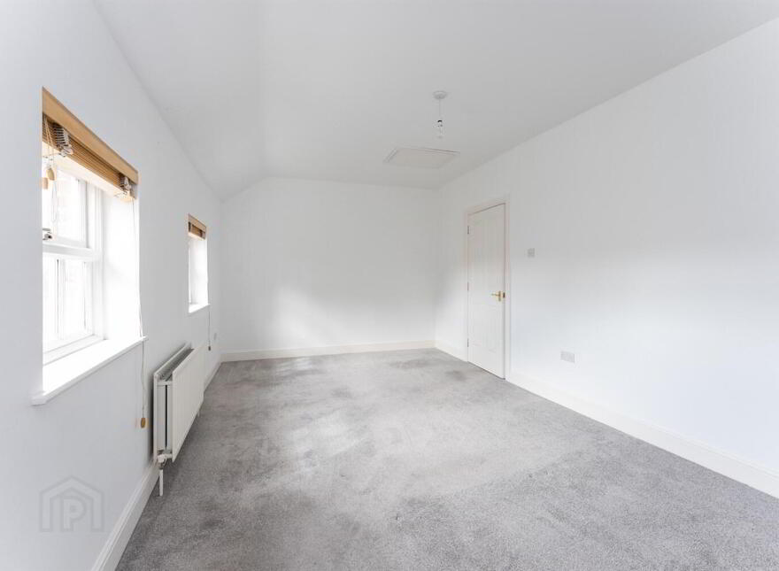 11 Kilwarlin Crescent, Hillsborough, BT26 6QF