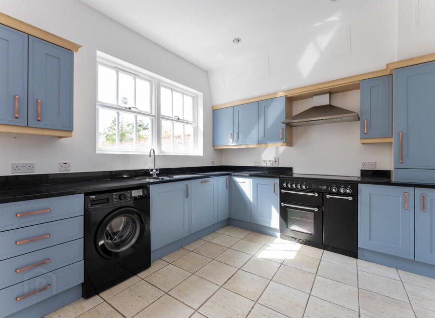 11 Kilwarlin Crescent, Hillsborough, BT26 6QF