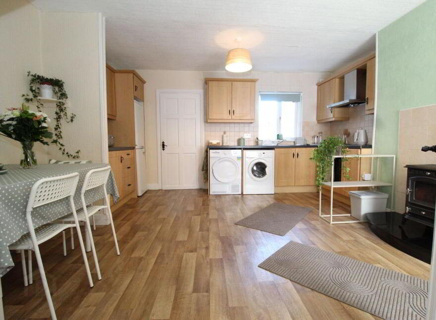 18 Drumbane, Birr, R42W135