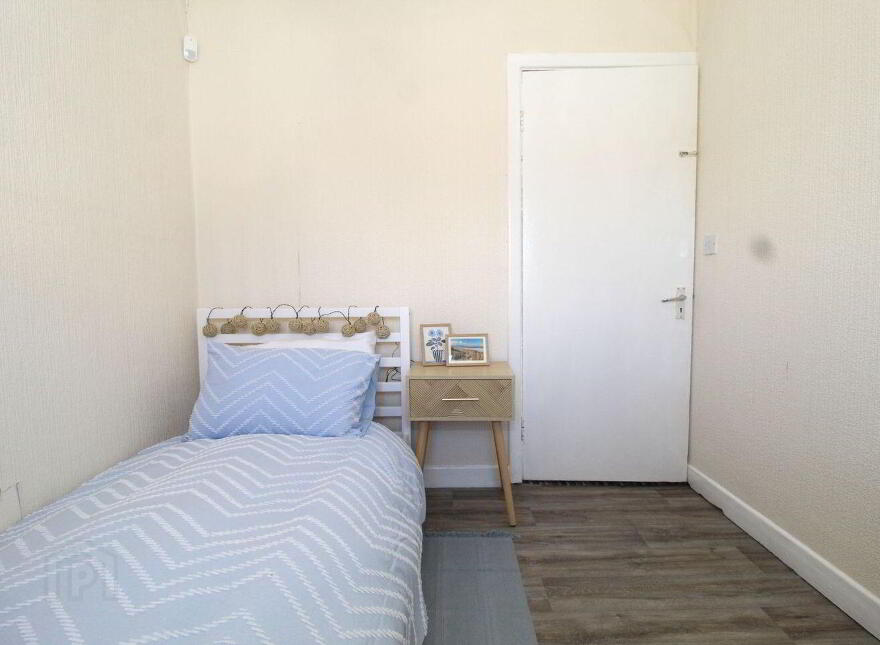 18 Drumbane, Birr, R42W135