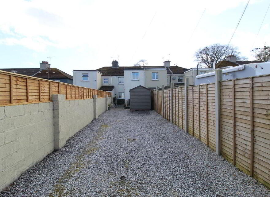 18 Drumbane, Birr, R42W135