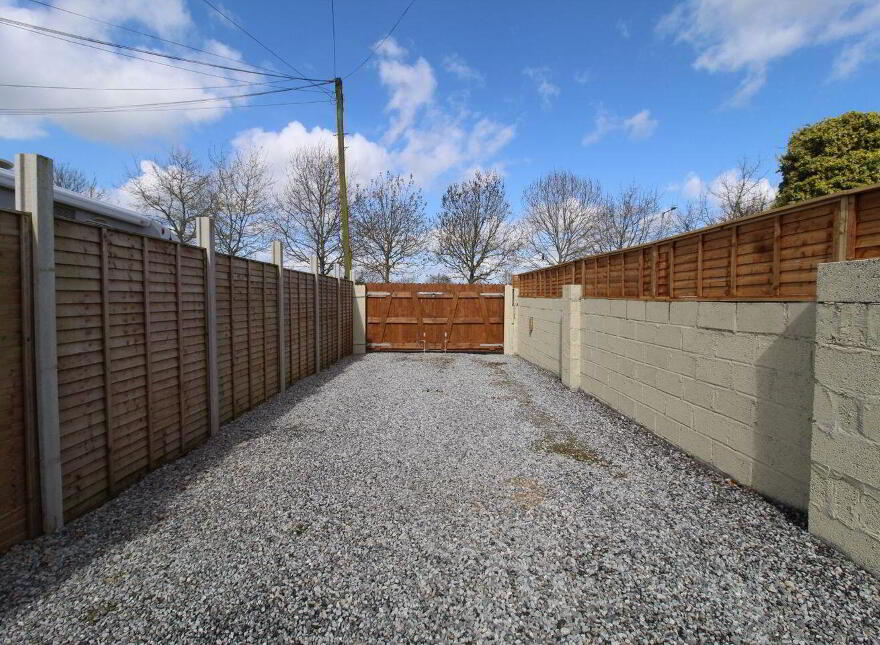 18 Drumbane, Birr, R42W135