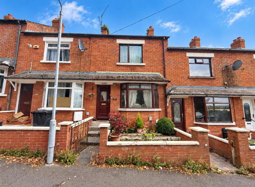 25 Glenbank Drive, Belfast, BT14 8BJ