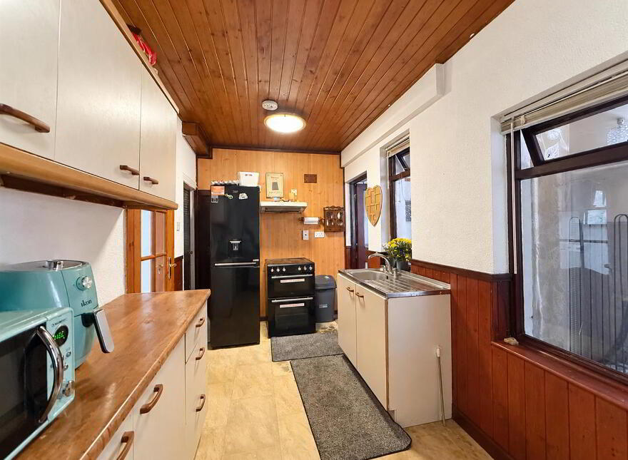 25 Glenbank Drive, Belfast, BT14 8BJ