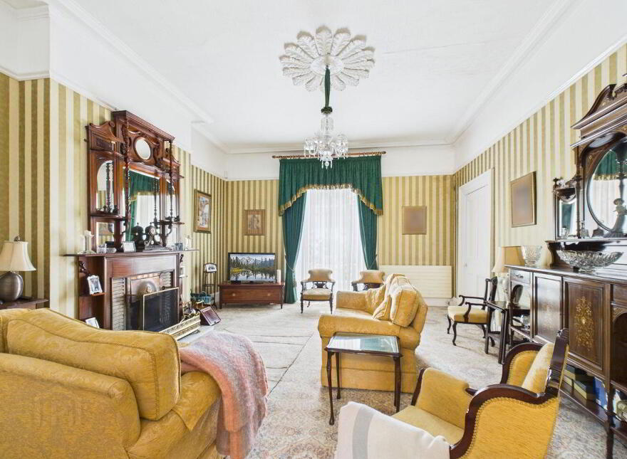 Ivyleigh House, Bank Place, Portlaoise, R32TD36