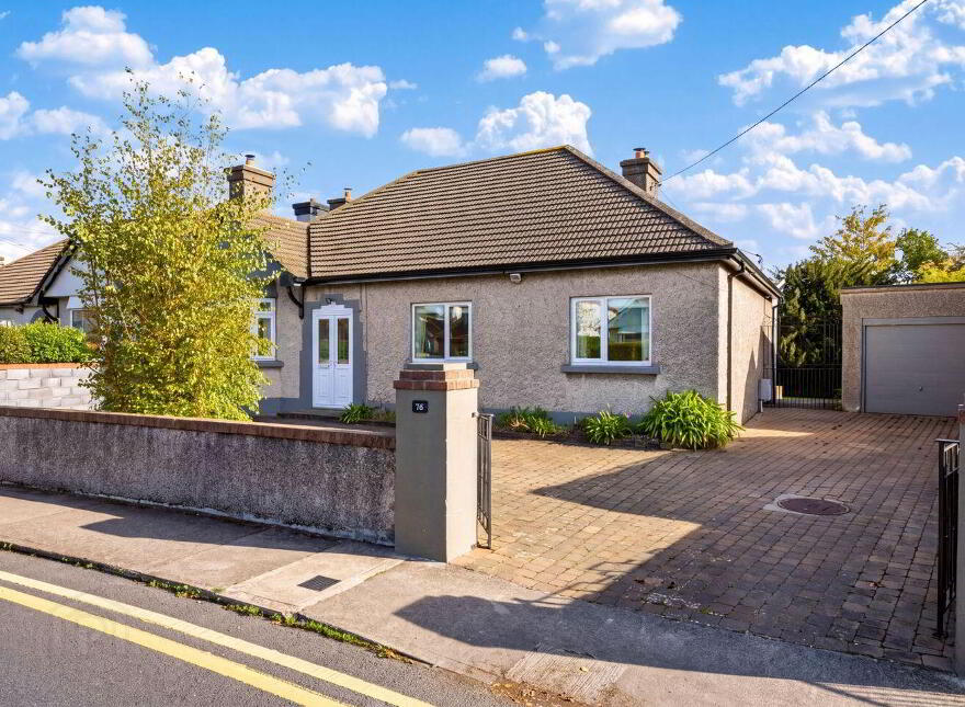 76 Woodlawn Park, Churchtown, D14KW56