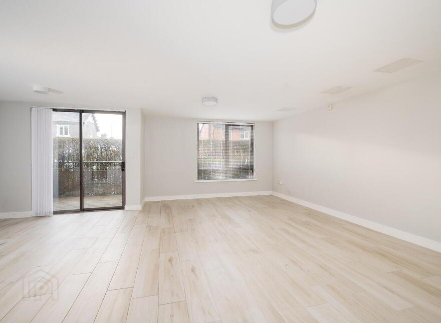 70 Stranmillis Wharf, Belfast, BT9 5GN