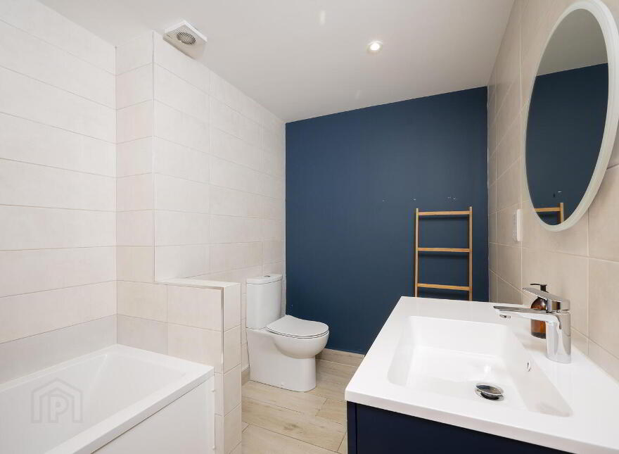 70 Stranmillis Wharf, Belfast, BT9 5GN
