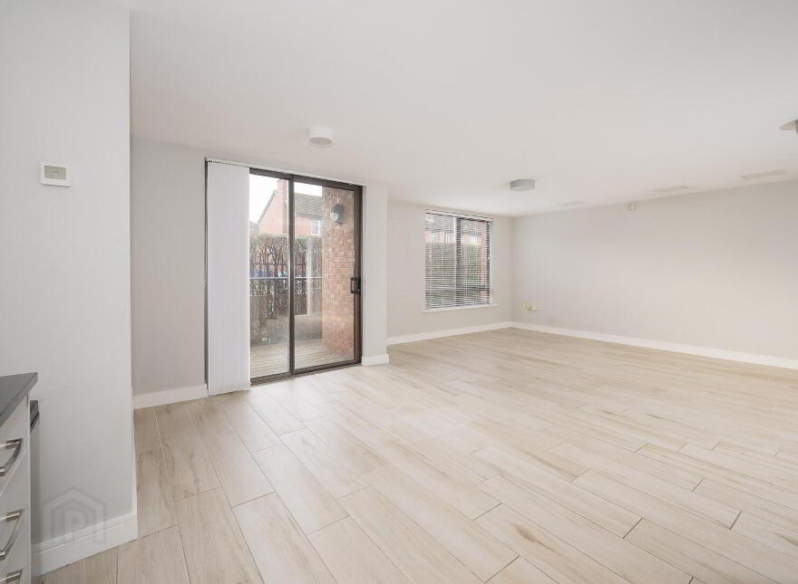 70 Stranmillis Wharf, Belfast, BT9 5GN