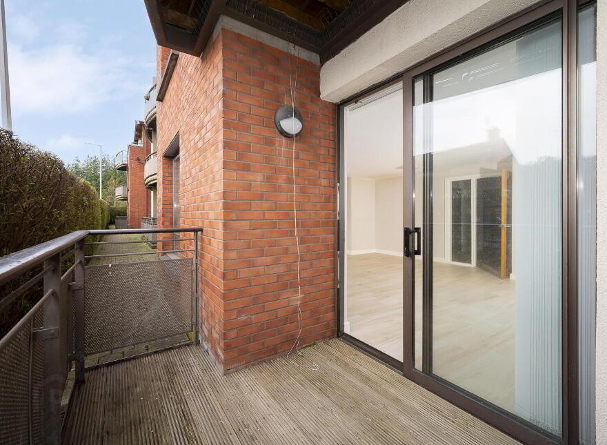 70 Stranmillis Wharf, Belfast, BT9 5GN