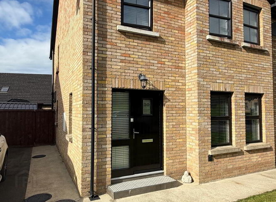 30 Glenview Manor, Strabane, BT82 8FA