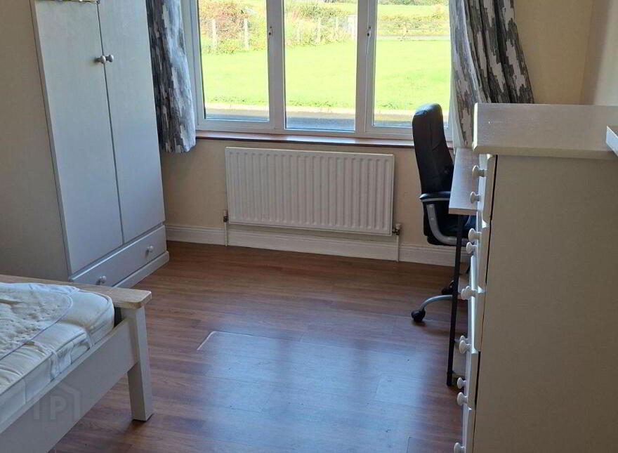 Glendarragh, Newcastle West, V42DC83