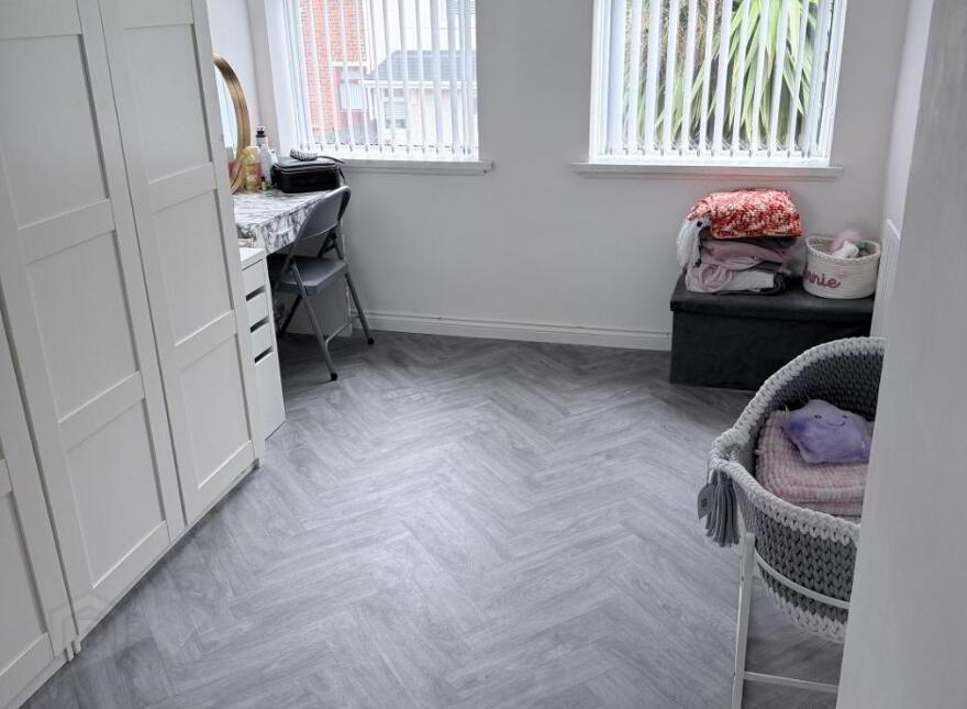 65 Mount Vernon, Belfast, BT15 4BJ