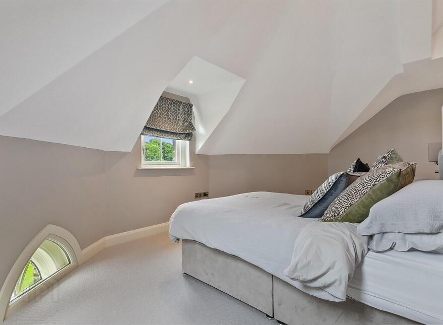 The Gate Lodge, 36 Ballybunden Road, Killinchy, Newtownards, BT23 6RD