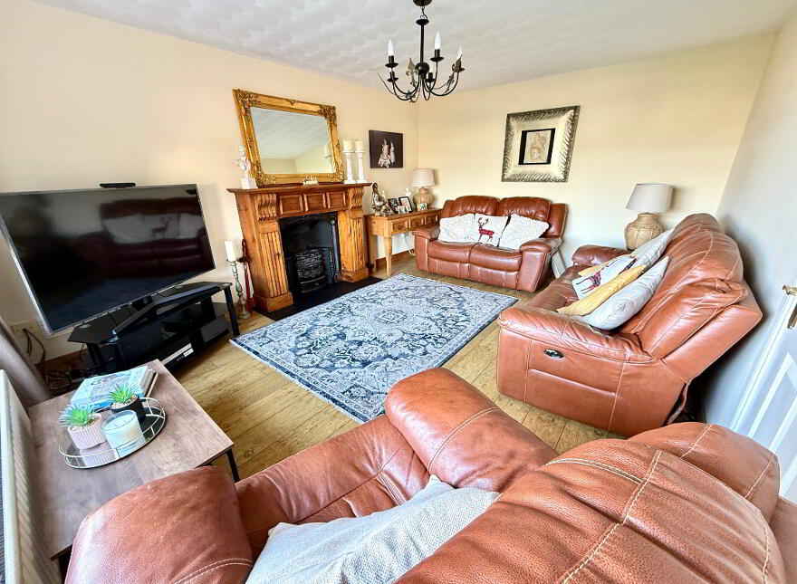 35 Rosslea, Newbuildings, L'Derry, BT47 2AQ