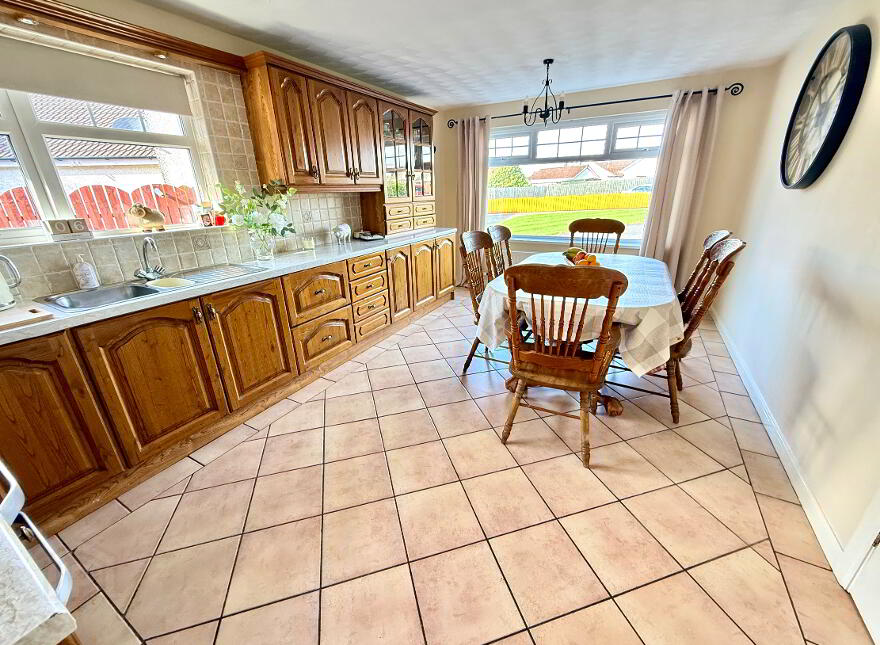 35 Rosslea, Newbuildings, L'Derry, BT47 2AQ
