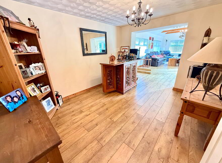 35 Rosslea, Newbuildings, L'Derry, BT47 2AQ