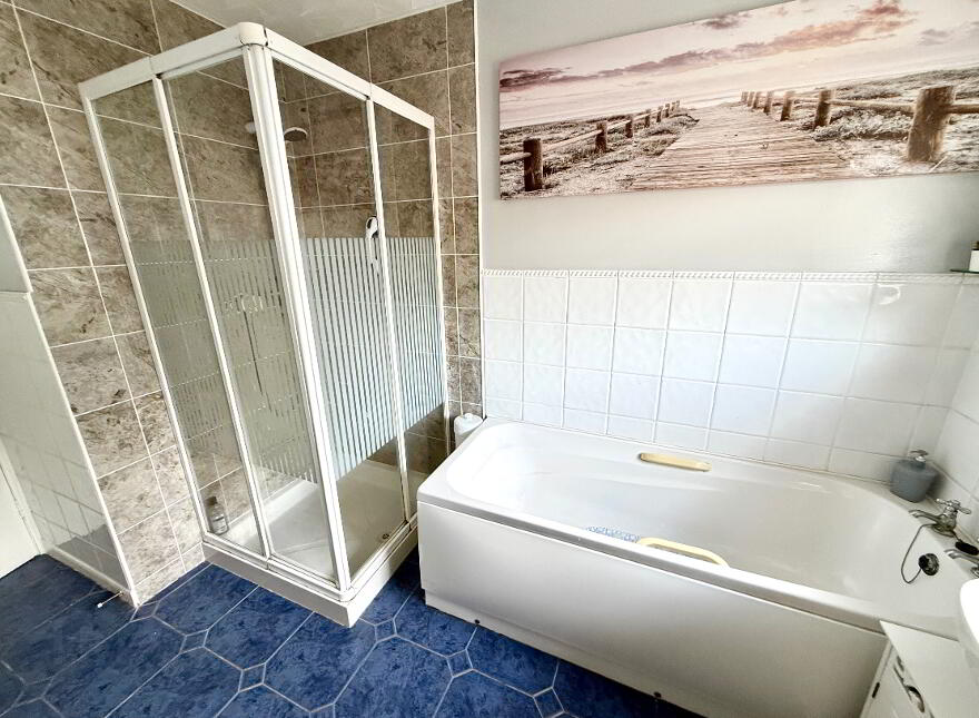 35 Rosslea, Newbuildings, L'Derry, BT47 2AQ