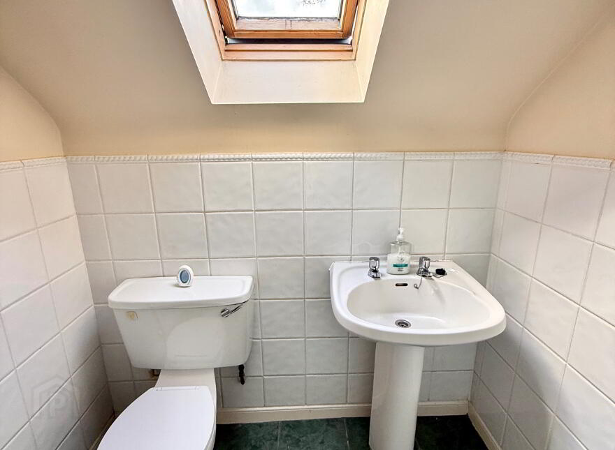 35 Rosslea, Newbuildings, L'Derry, BT47 2AQ