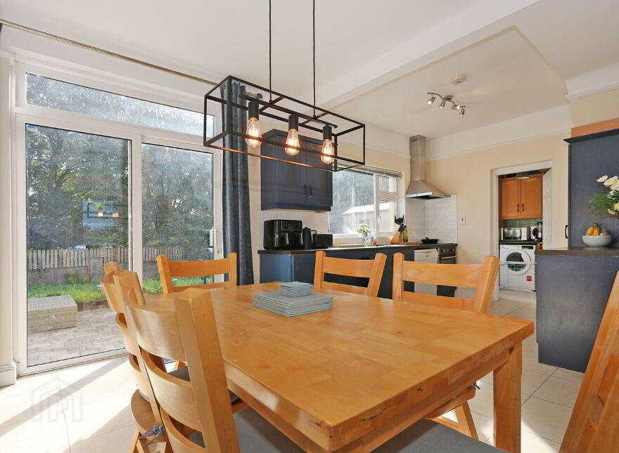 2 Grianvar Terrace, Shelbourne Road, V94YKH9