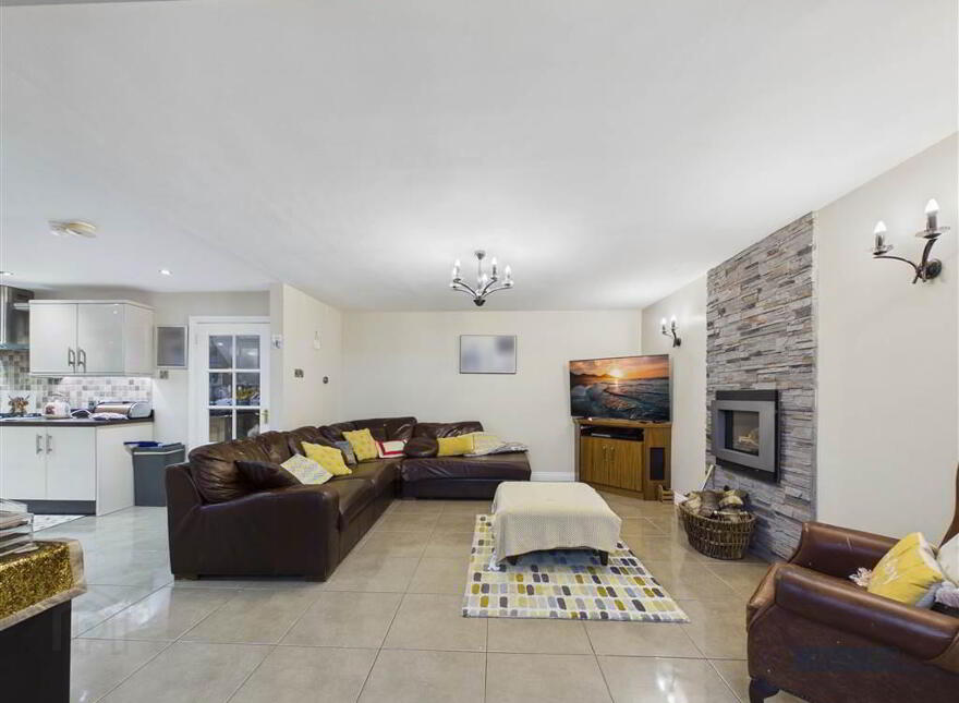 1 Woodlands Grove, Magherafelt, BT45 5RL