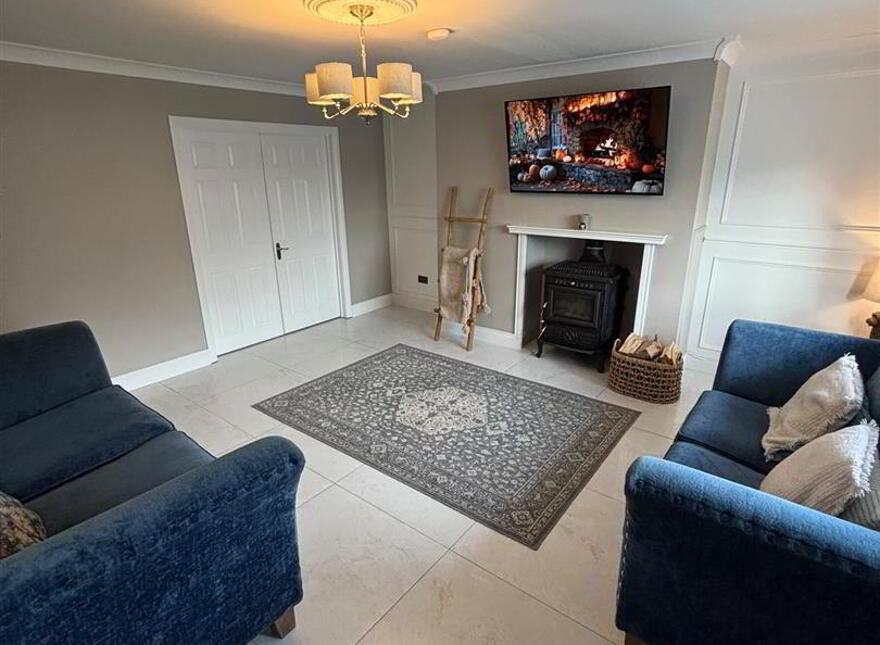 15 Ardfern Close, Downpatrick, BT30 6TY