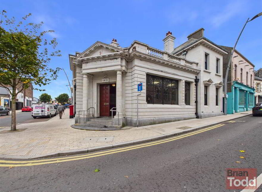9 Upper Cross Street (Former Ulster Bank Building), Larne, BT40 1SZ