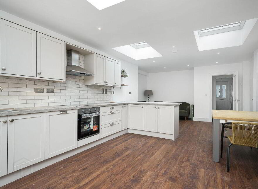 4 Loreto Crescent, Rathfarnham, Dublin 14, D14W5W7