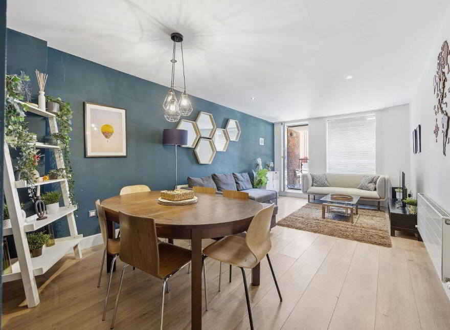 1 William Beckett House, Dublin 2, D02YN44