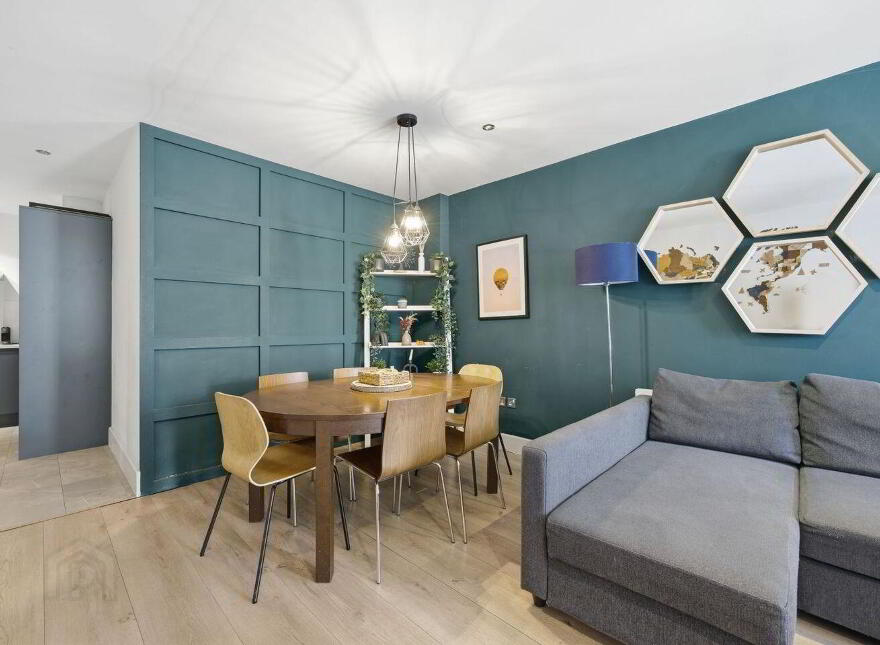 1 William Beckett House, Dublin 2, D02YN44