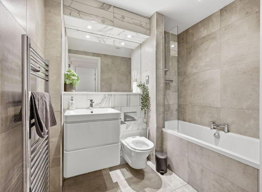 1 William Beckett House, Dublin 2, D02YN44