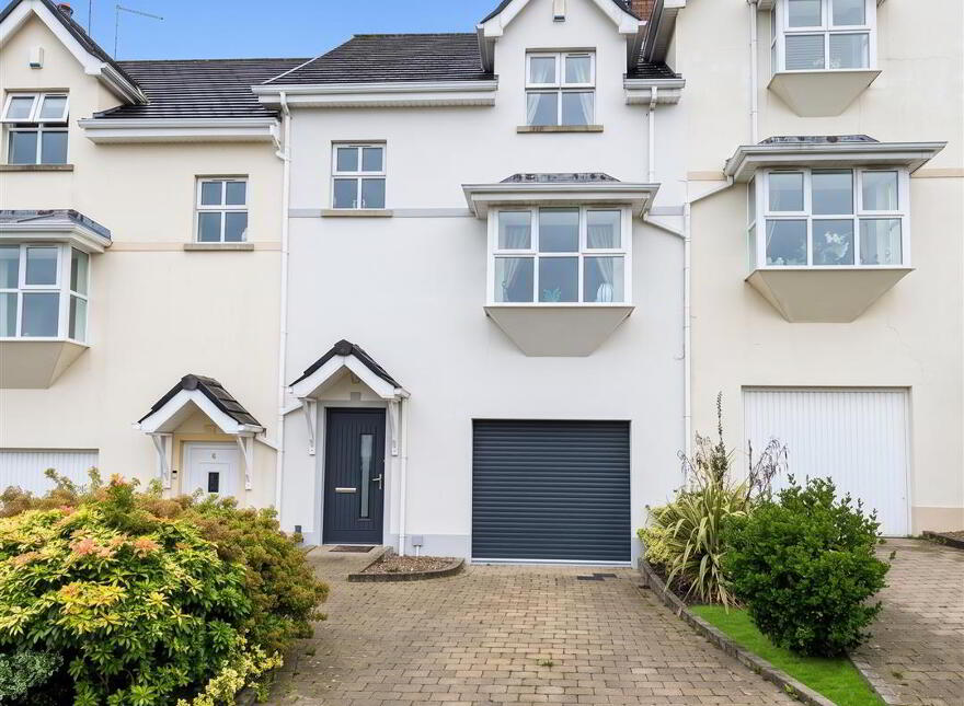 8 Todd's Hill Park, Saintfield, BT24 7FB