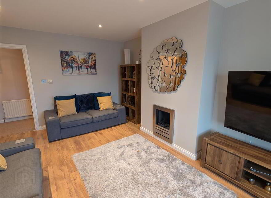 8 Todd's Hill Park, Saintfield, BT24 7FB