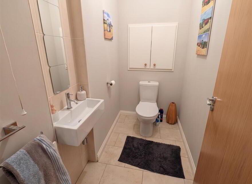 8 Todd's Hill Park, Saintfield, BT24 7FB