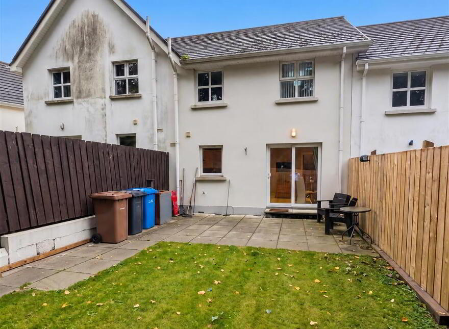 8 Todd's Hill Park, Saintfield, BT24 7FB